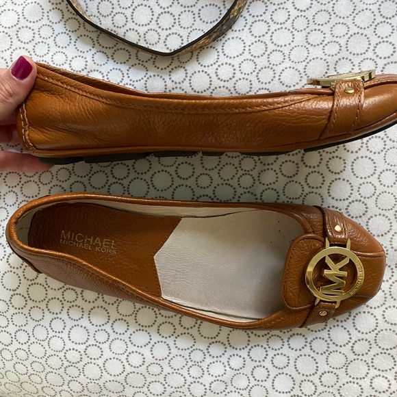 LEATHER MICHAEL KORS MOCCASINS 🟤 - Picture 3 of 4